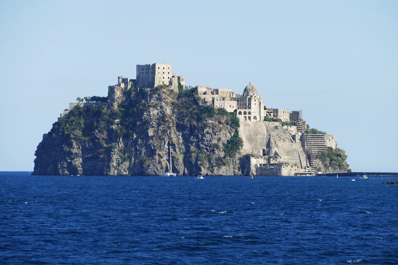Perché Ischia è così gettonata dai turisti