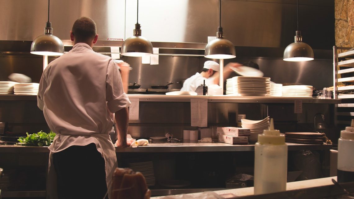 Come vestirsi in una cucina professionale